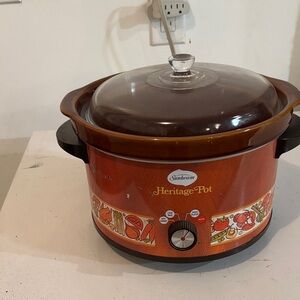 Sunbeam Heritage Pot in Orange and Brown